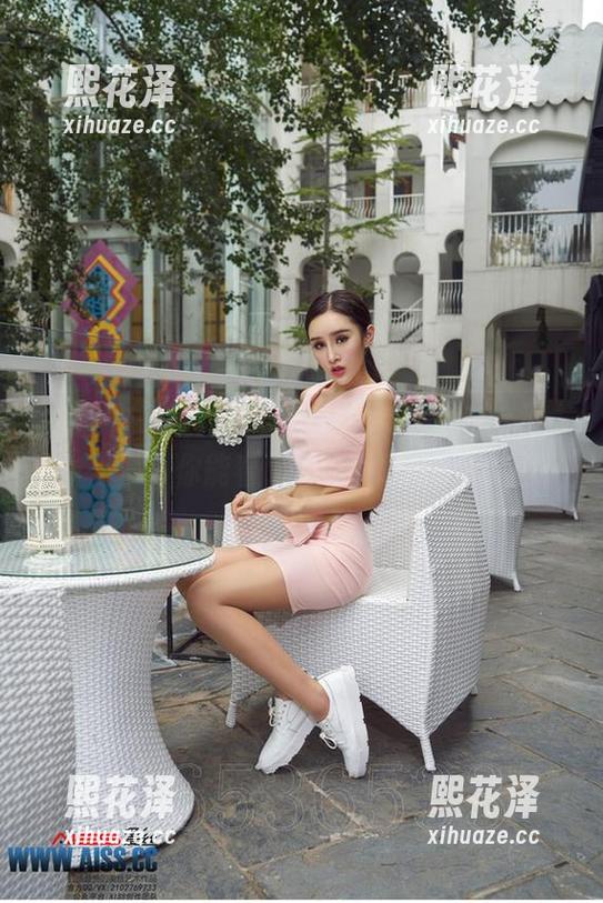 AISS爱丝(黄金版) - 精选索菲秋日女神：你能看懂她的心思吗