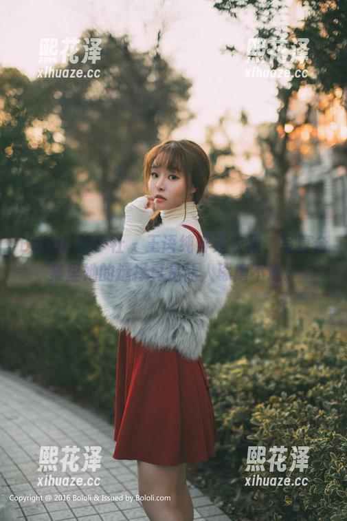 BoLoli菠萝社 - 王语纯穿连衣裙，写真合集里她的选择真是让人琢磨不透。