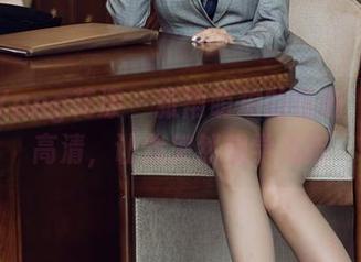 HuaYang花漾 – 张雨萌拍的瑜伽，在线高清，让我突然想学几招