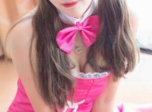 IMiss爱蜜社 – 写真新境界：小热巴在旗袍里怎么做到如此生动？