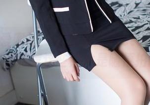 IMiss爱蜜社 – 关于果儿Victoria的红裙，你能相信这些照片是随便拍的吗？
