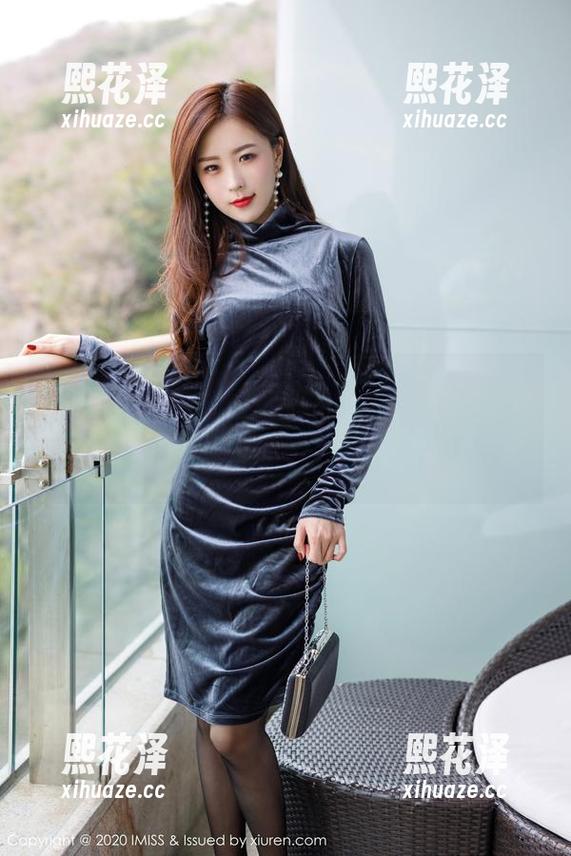 IMiss爱蜜社 - 白色——果儿Victoria的作品就像天真无邪的孩子，又透着些许不羁。