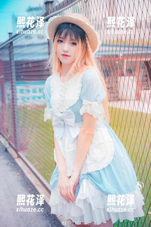 Kettoe Kettoe又来更新啦!95式纯白毕业季写真集带你游走在薄雾间
