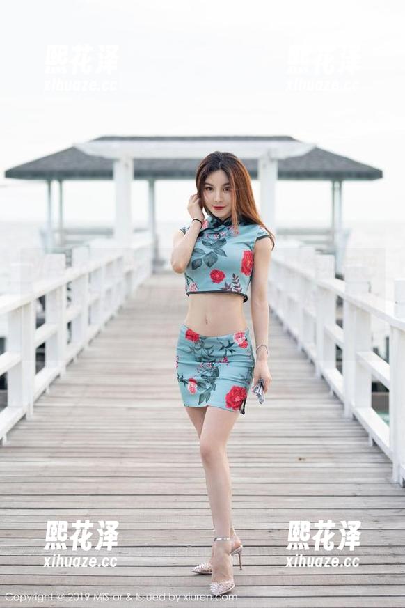 MiStar魅妍社 - 最新写真，围绕小热巴秘书的身边，堆积了很多“刚刚好”的微妙气息。