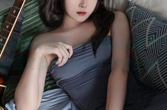 碧蓝航线福利图集，Natsuko夏夏子演绎的德文郡魅魔颠覆了我的三观？
