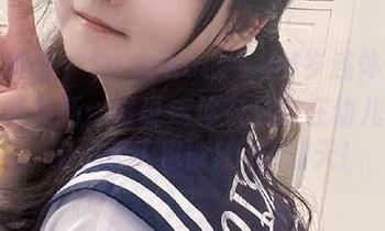 大家瞧瞧，Sayako＿今年4岁连体衣图包最新更新：谁说连体衣只能在幼儿园穿，咱们大人也能High翻天！