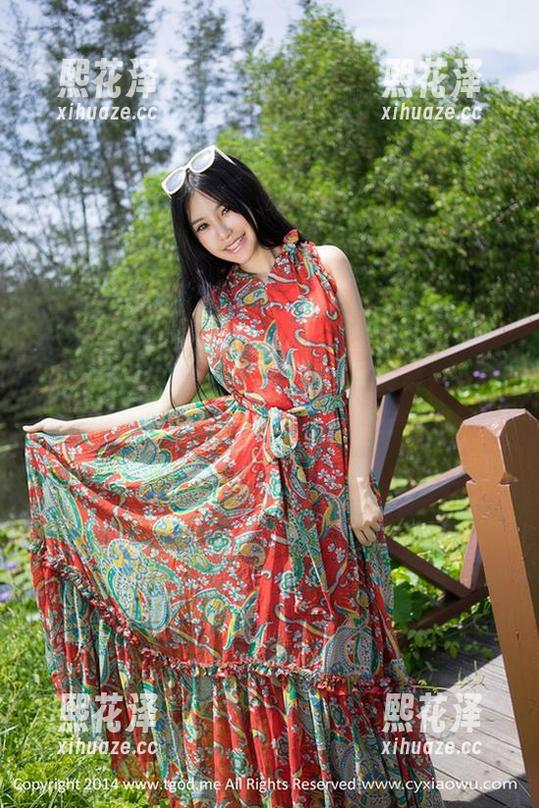 TGOD推女神-艾小青 TGOD推女神 - 艾小青黑丝写真集,下载中…你的人生会不会因此逆袭呢?