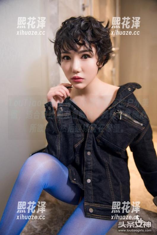 TouTiao头条女神 - 下载李丽莎的户外美照，适合拿给朋友看时说“我现在就随心所欲”，然后继续窝在家里。
