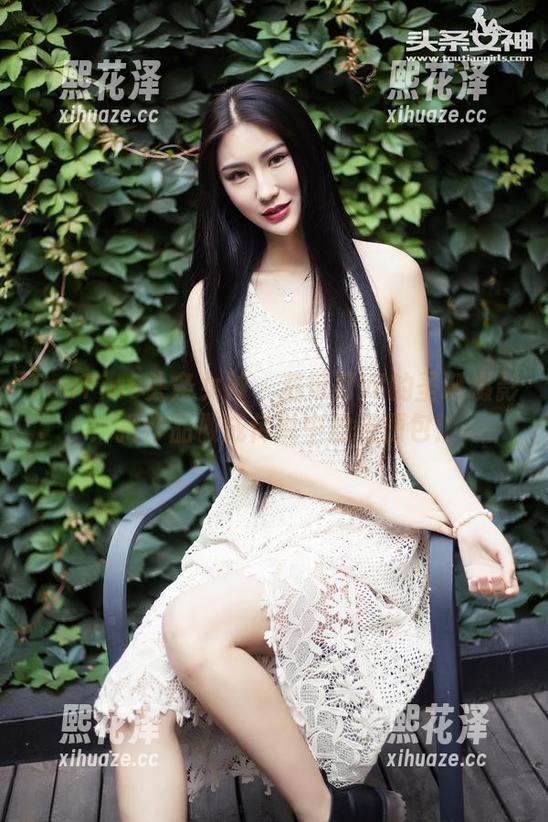 TouTiao头条女神 - 苏可可W的圣诞摄影：把作品做成传说中的资源包！