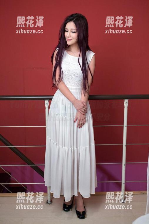TuiGirl推女郎-于大小姐 TuiGirl推女郎 - 于大小姐的泳衣写真,意外的清新有点不安分