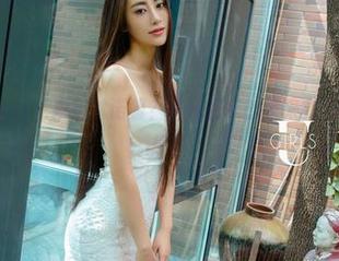 UGirls尤果网 – 撞脸沈诺馨？清纯图包，快来找找妹妹的邻家感！