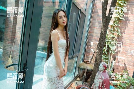 UGirls尤果网-沈诺馨 UGirls尤果网 - 撞脸沈诺馨?清纯图包,快来找找妹妹的邻家感!