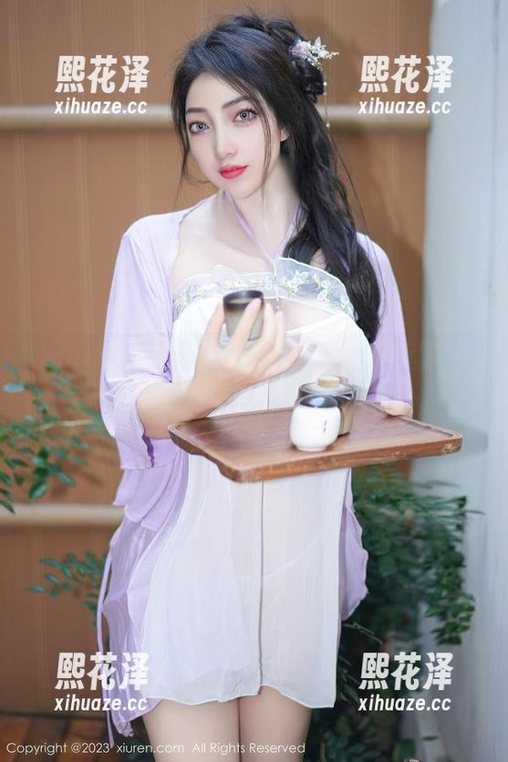 Xiuren秀人网 - 晗大大Via制服写真：高清暴击，别说我没提醒你哦！