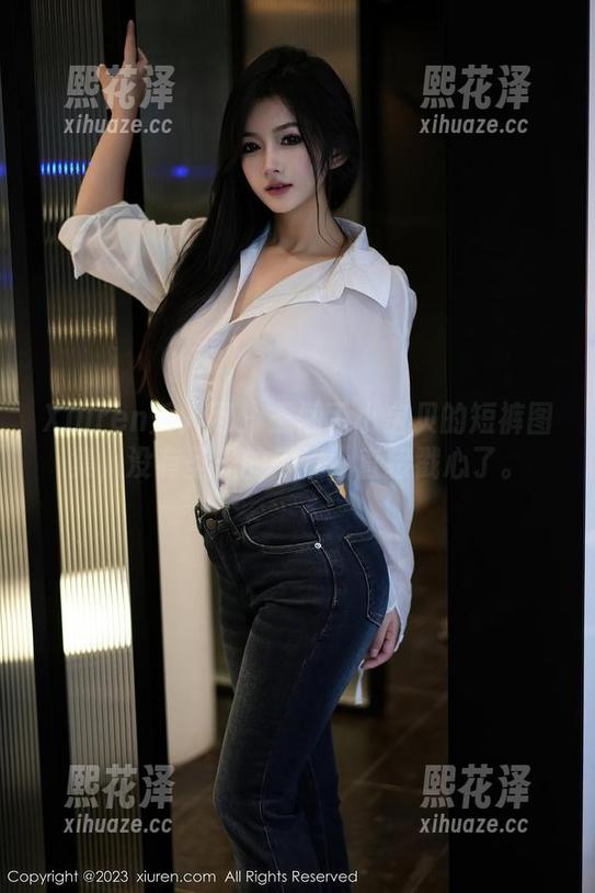 Xiuren秀人网-王俪丁小宝贝 Xiuren秀人网 - 王俪丁小宝贝的短裤图集,没有圣光的干扰,直接戳心了。