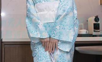 Xiuren秀人网 – 你家蛋蛋宝又来革命性更新最近的夏日图集了，服不服？
