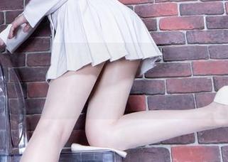 beautyleg – 最新黑丝图集：Sarah一瞥，恍惚中像看到彩虹桥了！