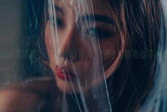 partycat轰趴猫 – 艾小青的夏天，图包里装着的不止是太阳！