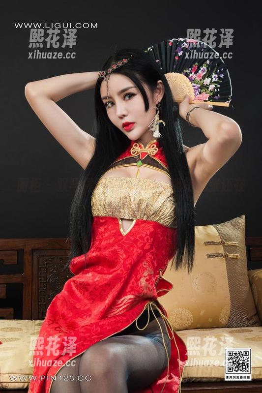 丽柜-小唐 丽柜 - 双马尾图包:你猜小唐第几张还在做鬼脸?