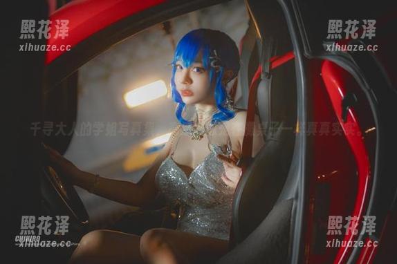 千寻大人 千寻大人的学姐写真集,高清得像是在搬桌子一样真真实实。