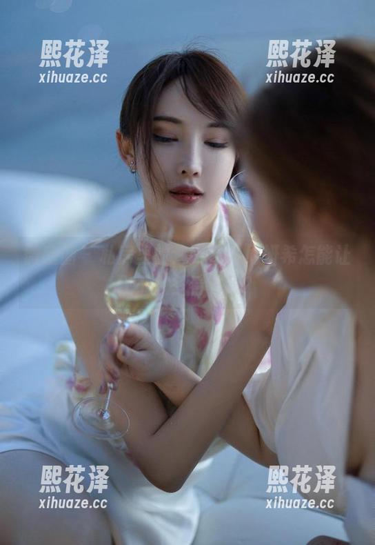 周妍希 微密圈 - 私房里的渔网袜,周妍希怎能让人不想多看一眼?