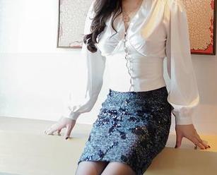 嗲囡囡 – 为什么灰丝让果儿victoria的写真变得像壁纸一样有趣？