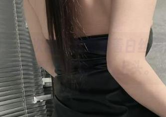 微密圈 – 这次就让奶雯带着白丝刷脸，美图分享太容易让人上头。