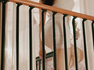 微密圈 – 小猫咪ck的女神定制写真，仿佛你在看一场梦