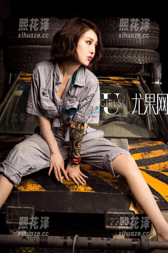 尤果网 - 看，杨乔之的网袜“全套”，原图都没遮住，够大胆吧！