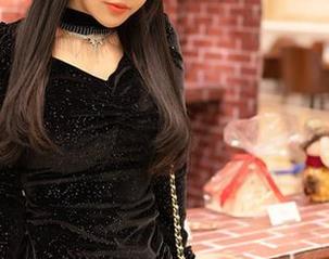 尤蜜荟 – 精选周琰琳LIN的修女系列，能不能多给我点冲突感？太乖了！