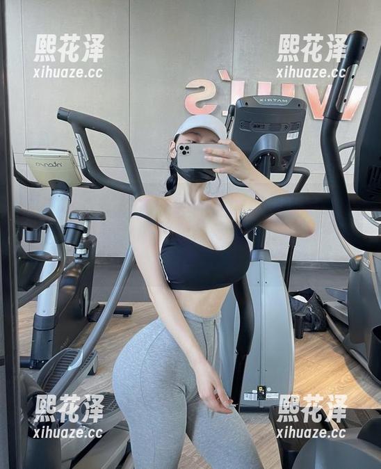 微密圈 - 左公子666和你的黑白选择，其实无关对错，原图别样情调，分享不一定白瞎。