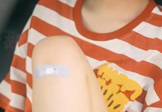 幼水铃衣的双人校服合集，更新就像开新篇章，谁不会欢迎呢？