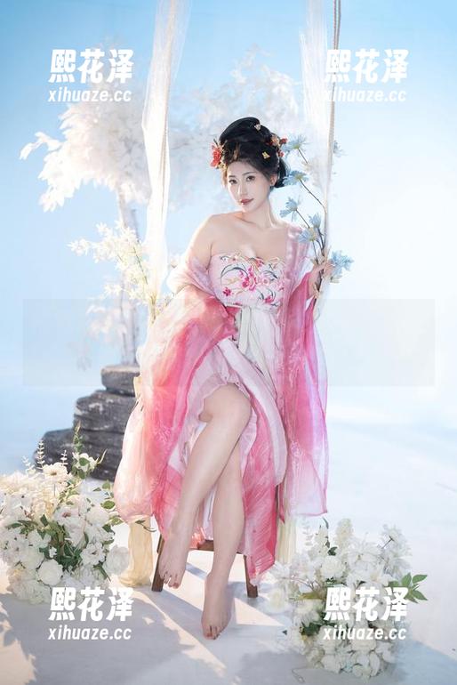 精选蕾丝套图，星澜想来杯珍珠奶茶教你如何在家也能当个小模特！