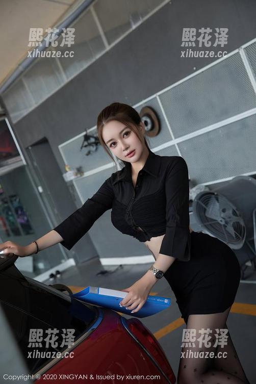 星颜社 - 唐思琪的双马尾，私房图片里却意外透露出一丝难以言喻的粘性
