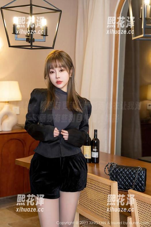 星颜社 - 原图与更新，新版连体衣让我对李丽莎有些刮目相看，哦豁