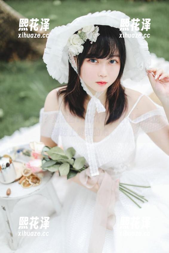 是依酱吖 免费原图?是依酱吖的jk制服看得我想立刻送上赞美的心。