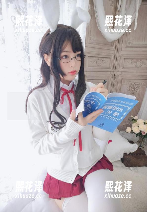私拍的豹纹游戏：杏子夫人，披上这身可是别有一番风味哦