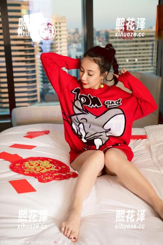 微密圈 - 热带雨林还是浴室？果儿Victoria定制足球图令人猜疑