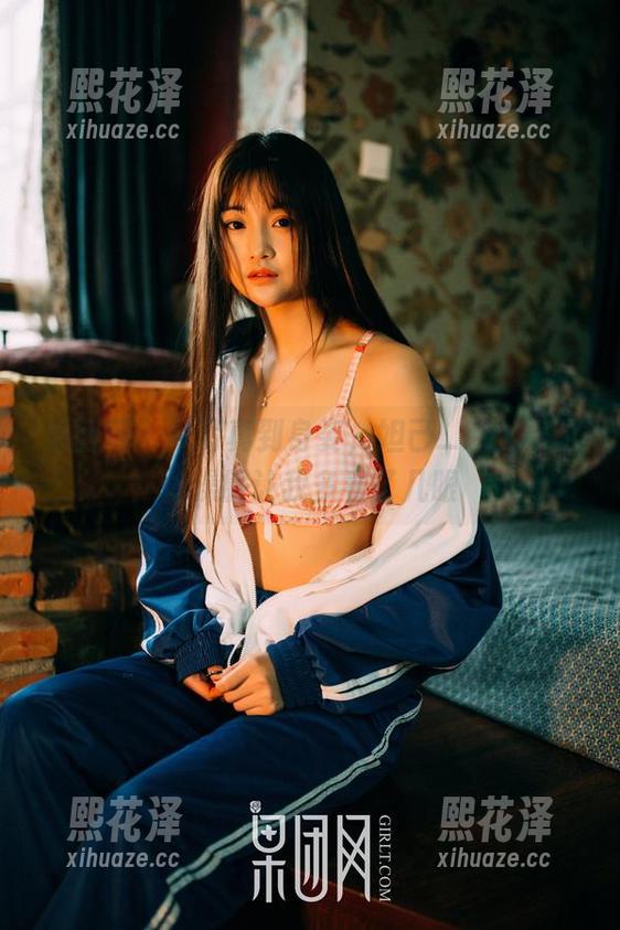 果团网 - 从写真到身姿，妲己_Toxic的体操服让我多看了几眼