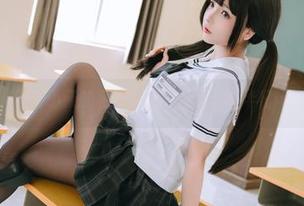樱井小莜的私房穿搭，偷得浮生半日闲