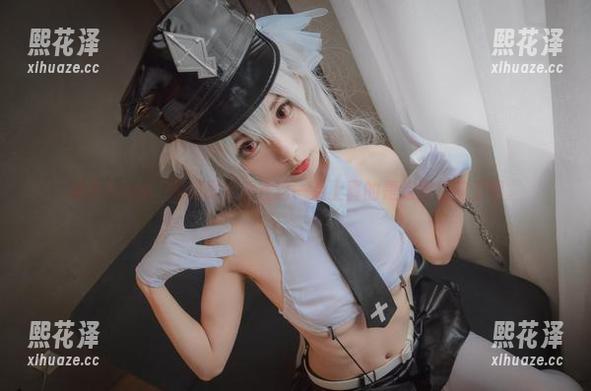 清颜真德秀 泳衣+cos,清颜真德秀在这一点上真的是走得很前卫啊。