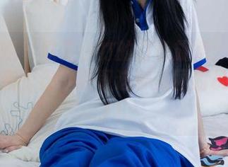 物恋传媒 – 欣赏小竹的白色旋律：下载这套图，别惊讶，获取这种美丽的机会不多了！