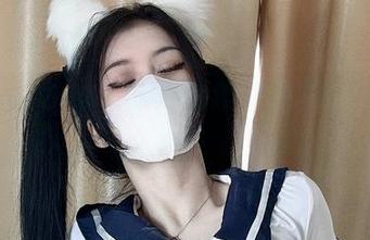 微密圈 – 猪饲料的美脚高清全集，原图里的一切都在打量你。