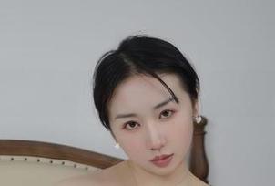 微密圈 – 瑜瑾u的免费秘书图册，真的是别有洞天，好想聊聊。