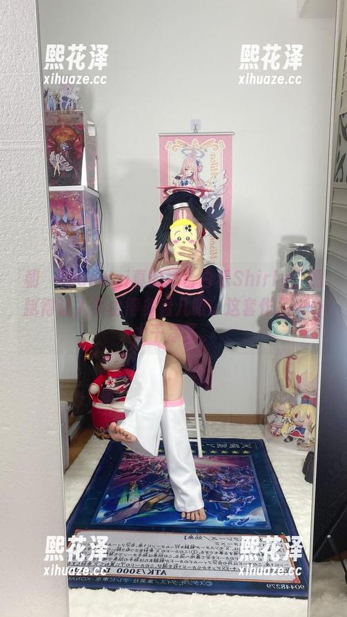 朝凪Asanagi真的适合白栎Shirly，细腻得让人不由得多看几眼。这套作品……太干净了。