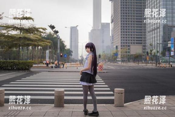 当兔女郎遇上五更琉璃：白金Saki的另类写真集，快来下载一波！
