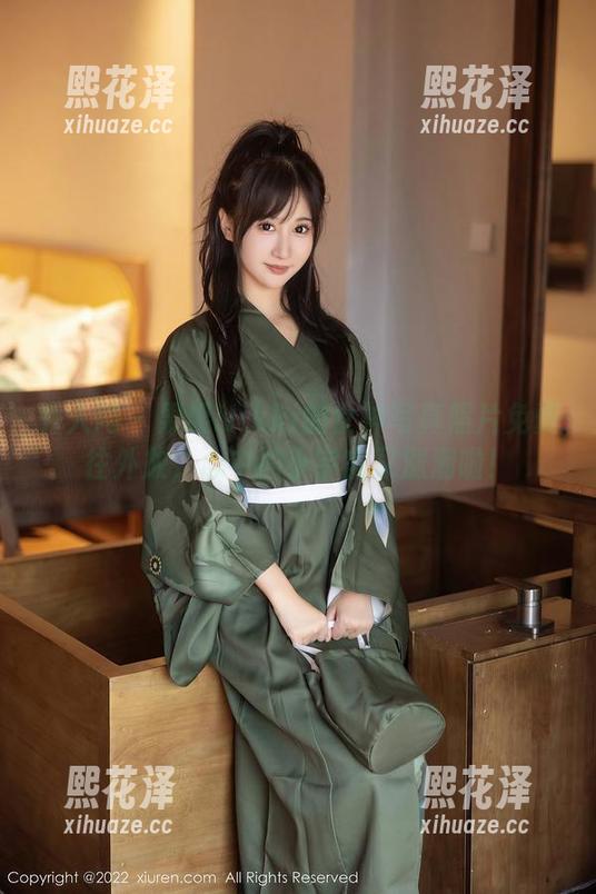 秀人网 - 果果Nikki的女神写真照片免费往外放，心中的小宇宙又涨潮啦！