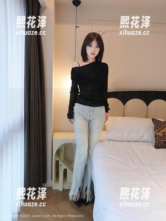 秀人网 - 桃色奶酪的高清连衣裙写真，想象都快把我晕倒了，衣服和人都是完美搭档。