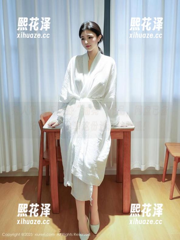 秀人网 - 糖糖的“油亮”作品，网盘已备好，快来分享这份迷人油脂感！