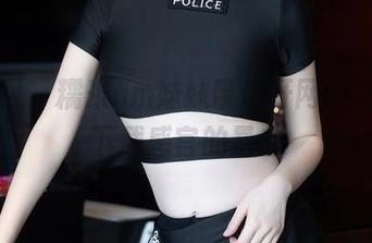 秀人网 – 糯米nm妹妹带你开网盘之旅，下载感官的暴击