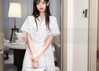 秀人网 – 和服的诱惑：蛋蛋宝在私拍里释放多少仙气？